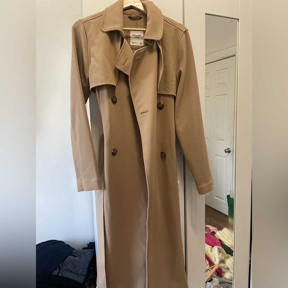 Abercrombie and fitch trench coat fall no damage. No stains